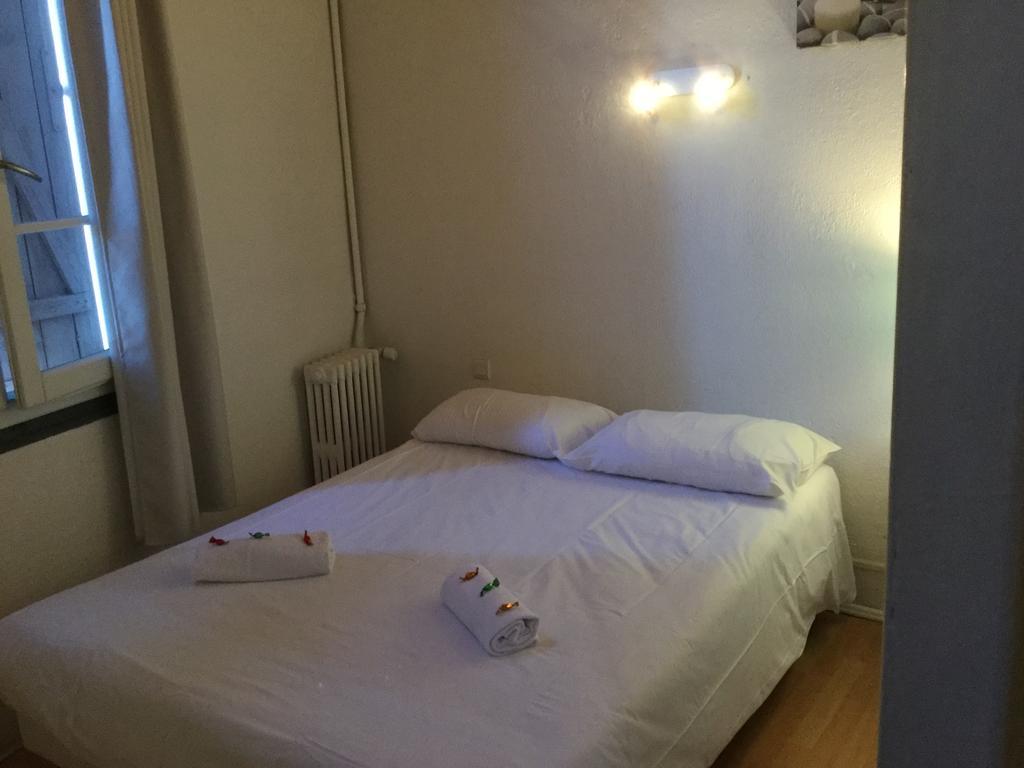 Hotel Restaurant Le 8 Mandelieu Dış mekan fotoğraf